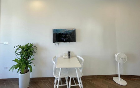 T98 Westlake Trich Sai Home - Tay Ho Center Lake View Studio, Hanoi, Vietnam