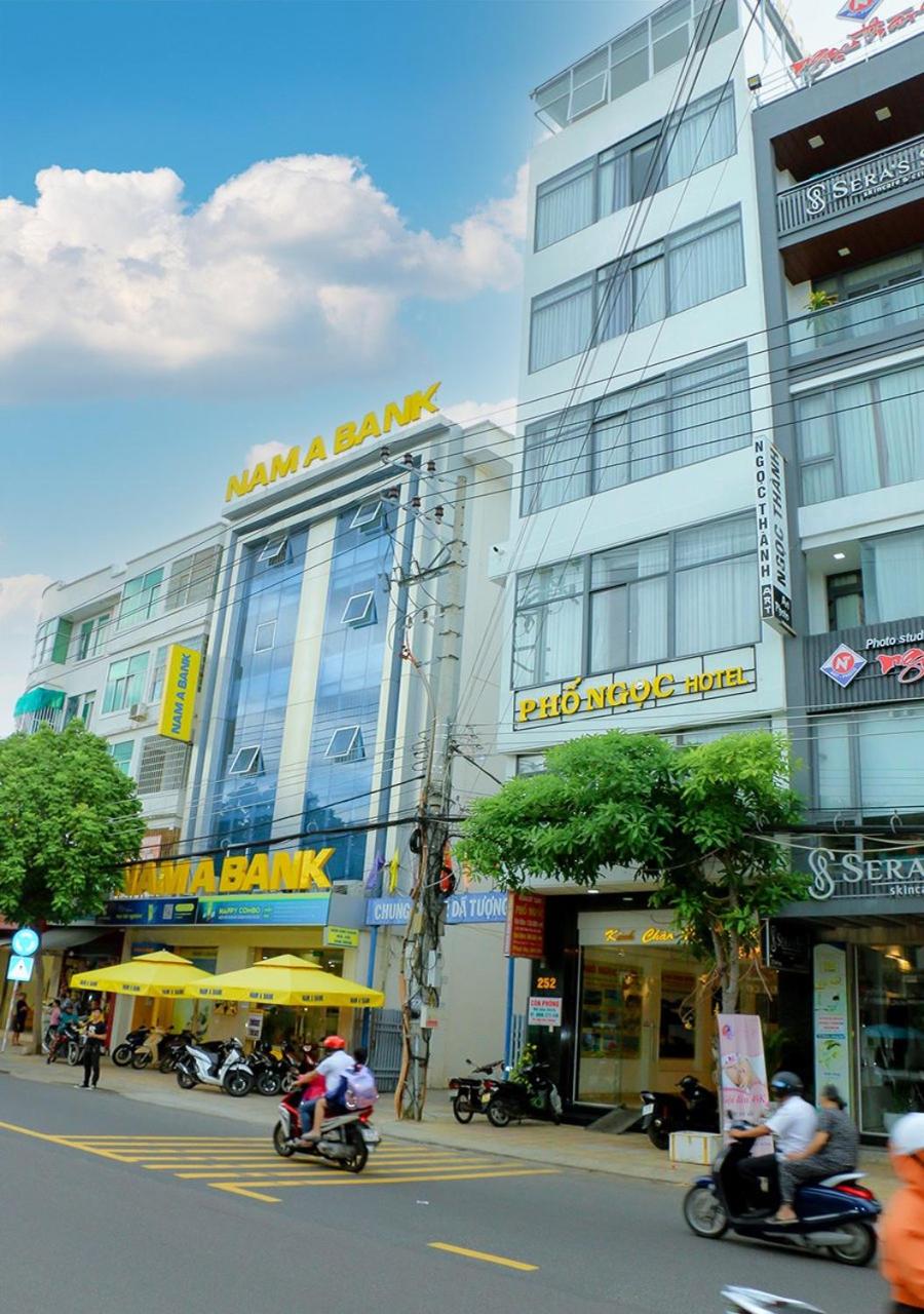 Hotel · Khách sạn Phố Ngọc, Nha Trang
