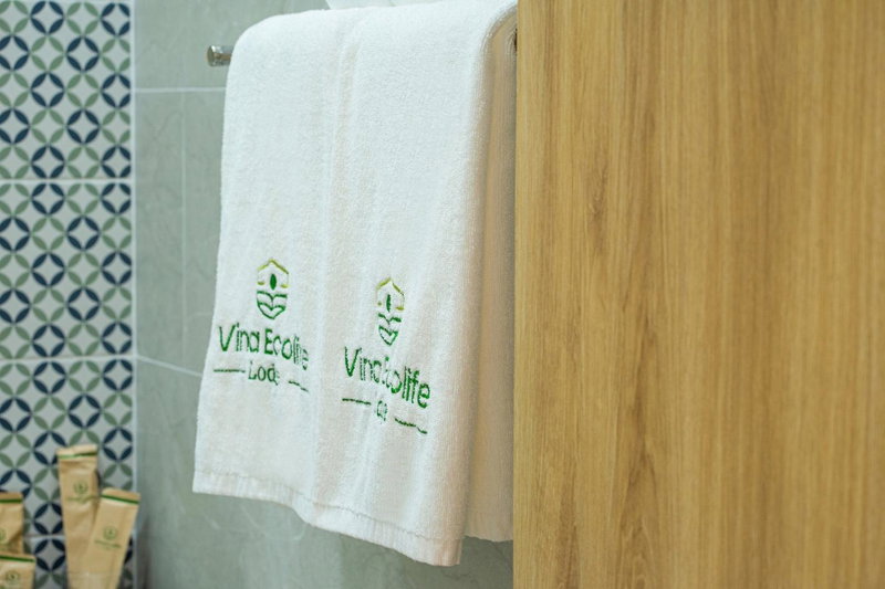 VinaEcolife Lodge, Ba Tri, Vietnam