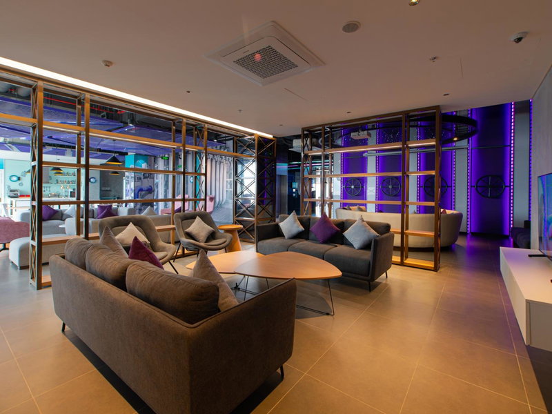 Tru by Hilton Hoa Binh City Centre, Hoa Binh, Vietnam
