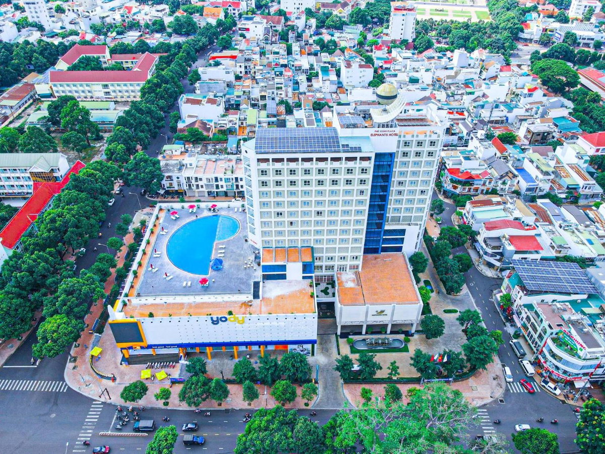 Elephants Hotel, Vietnam