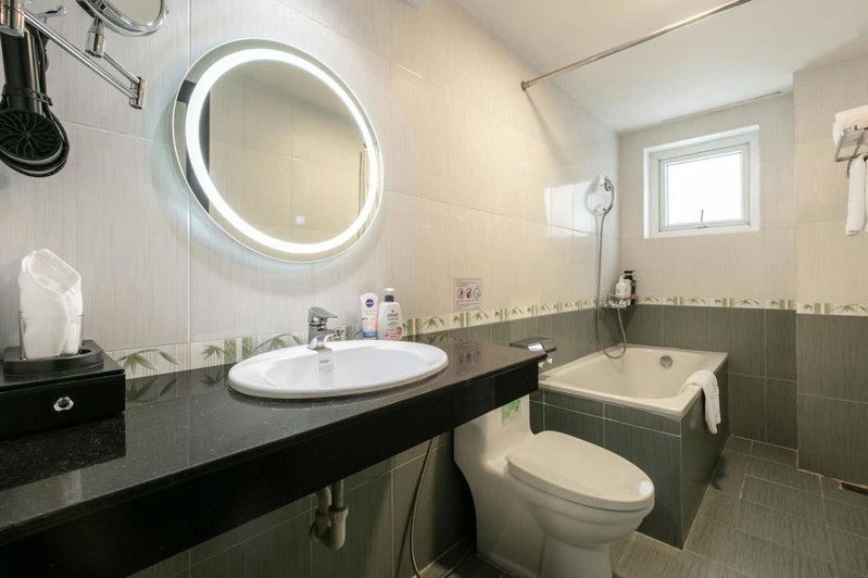 A25 Premium Hotel - 12 Phố Huế, Hanoi, Vietnam