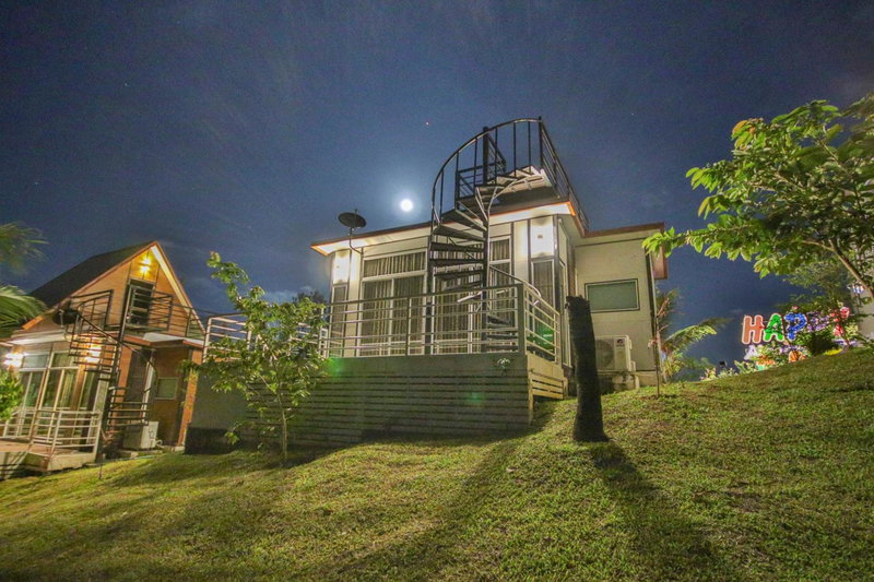 Happy Mountain Airport Resort, Nai Yang Beach, Thailand