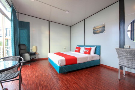 Happy Mountain Airport Resort, Nai Yang Beach, Thailand