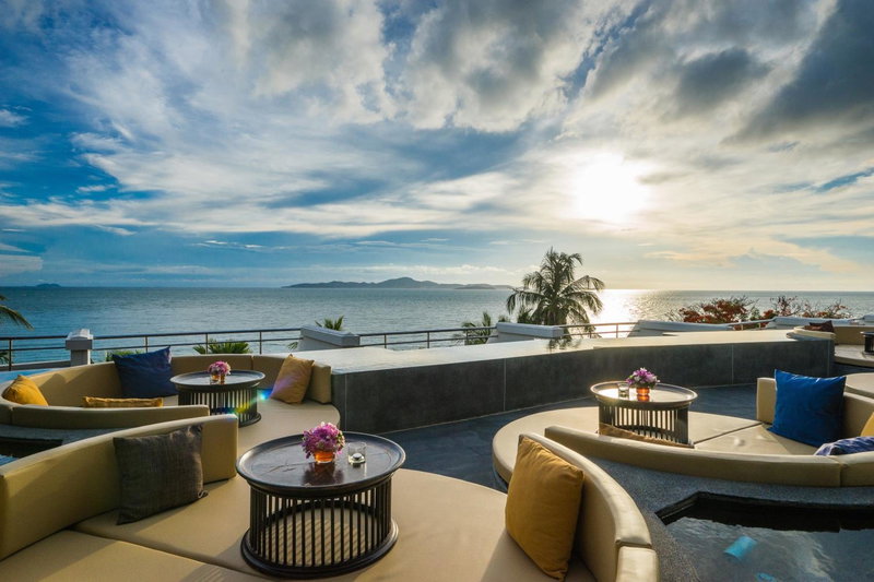 Royal Cliff Beach Terrace Pattaya, Pattaya South, Thailand