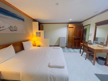 Royal Vista, Patong, Thailand