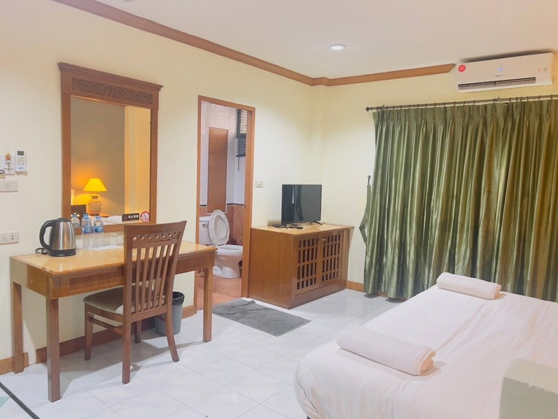 Royal Vista, Patong, Thailand