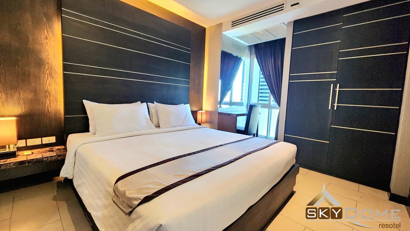 Sky dome resotel - โรงแรมสกายโดม รีโซเทล, Bangkok, Thailand