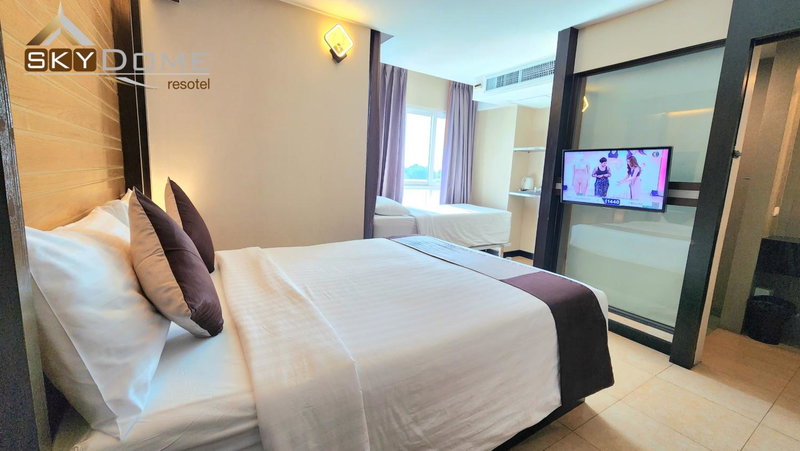 Sky dome resotel - โรงแรมสกายโดม รีโซเทล, Bangkok, Thailand