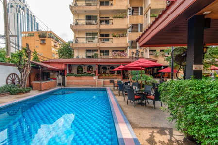 Stable Lodge - SHA Certified, Bangkok, Thailand