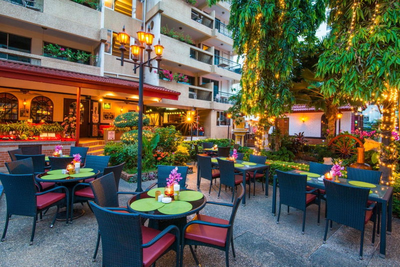 Stable Lodge - SHA Certified, Bangkok, Thailand