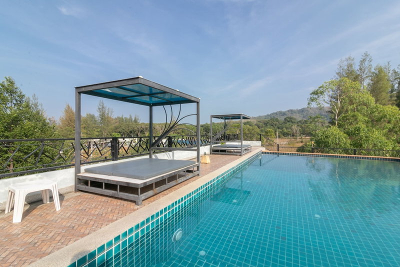 Golden Manora Hotel Bangtao Beach, Choeng Thale, Thailand