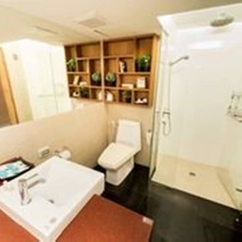 Laemtong Service Apartment, Si Racha, Thailand