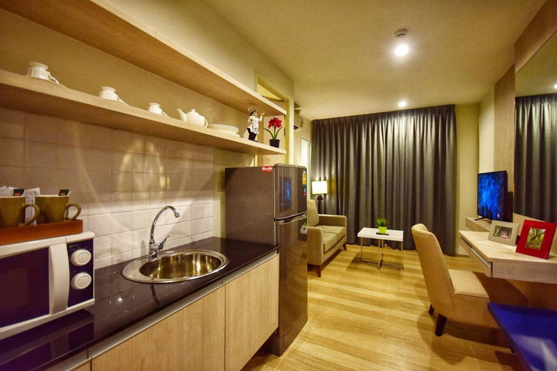 Paeva Luxury Serviced Residence SHA, Bang Bo, Thailand