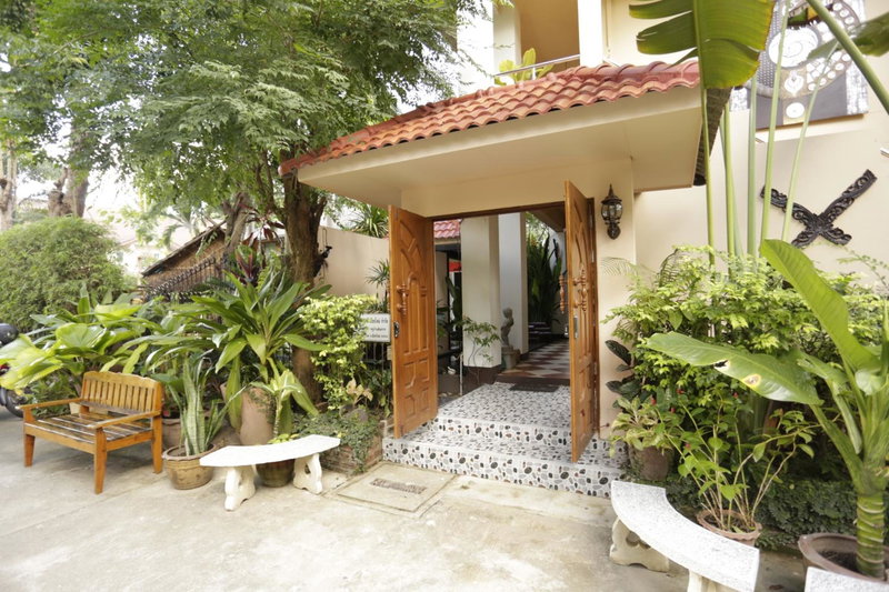 Liam's Guesthouse Adults Only, Чиангмай, Таиланд