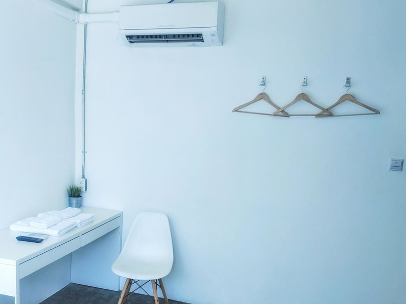 HOLY SHEET Hostel, Makkasan, Thailand