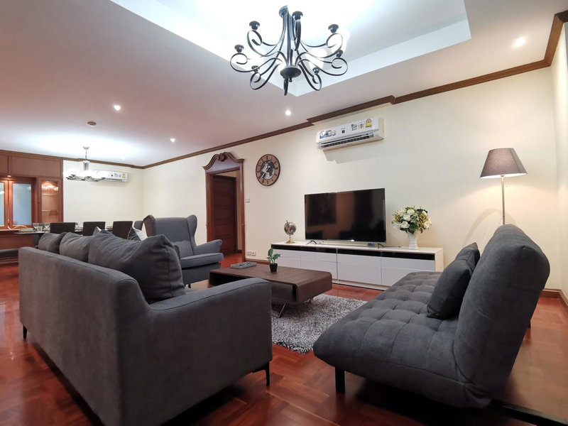 NT Place Sukhumvit Suites, Makkasan, Thailand