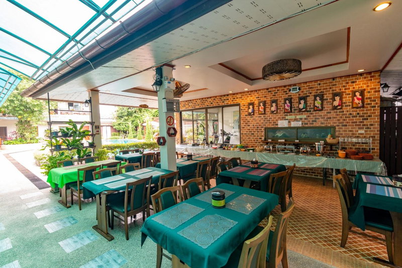 Medio De Pai, Pai, Thailand