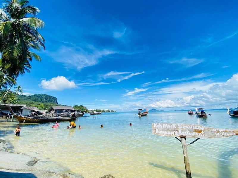 Kohmook Seaview Bungalow, Ko Mook, Thailand