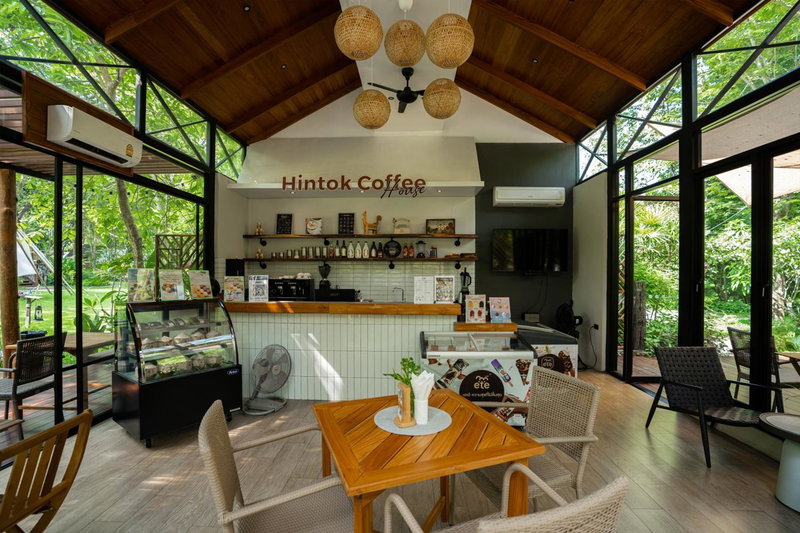Hintok River Camp, Sai Yok, Thailand