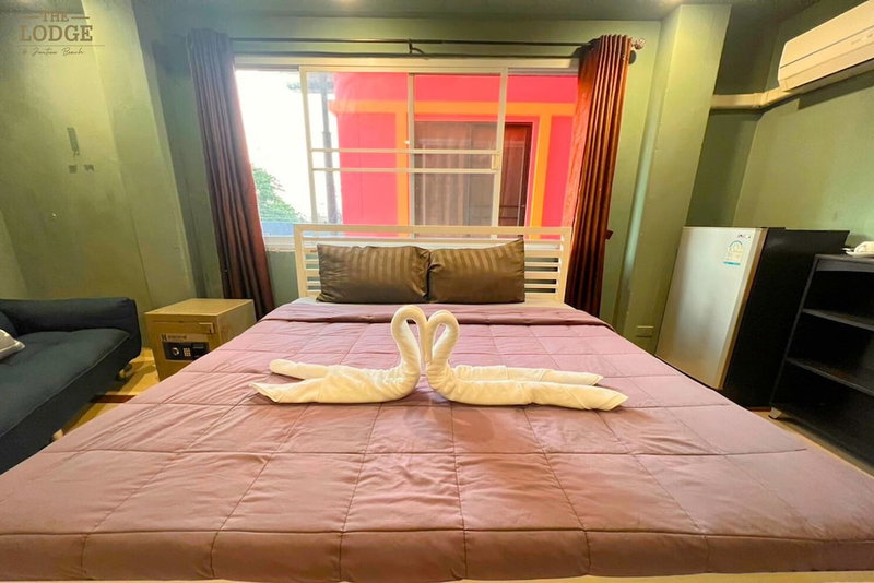 The Lodge Jomtien 9, Pattaya, Thailand