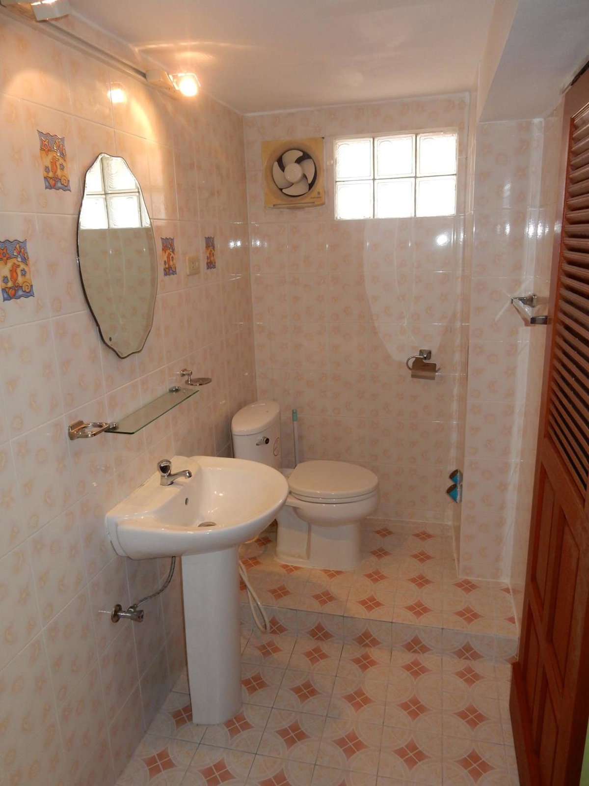 Hotel · Chez Charly Bungalow, Kathu
