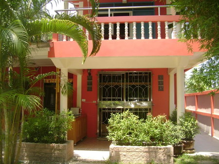 Chez Charly Bungalow, Nai Yang Beach, Thailand