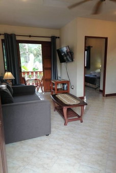Ginis Beach Resort, Kamala Beach, Thailand
