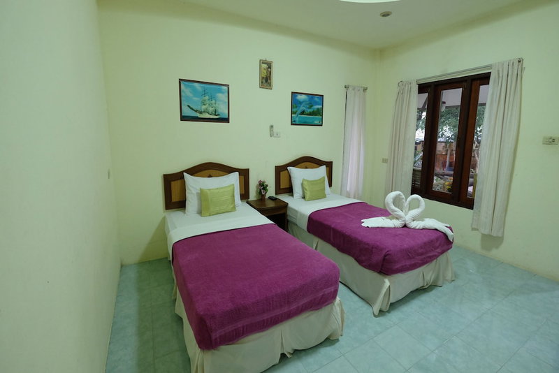 Aonang Friendly Bungalow, Krabi, Thailand