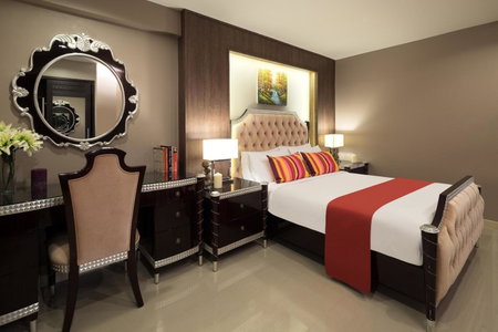 Ton Aor Place Hotel, Bangkok, Thailand