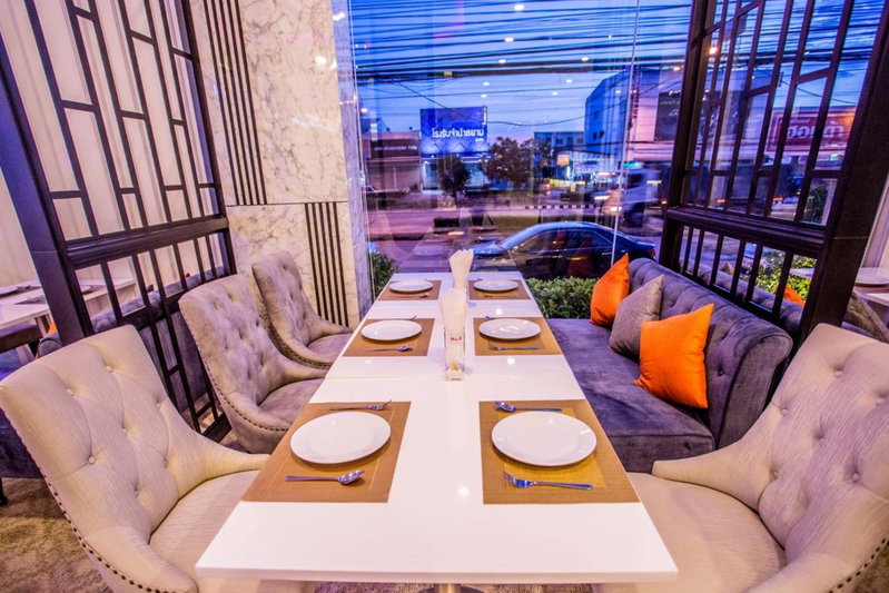 The Cheewin Hotel And Convention, Chum Phae, Thailand
