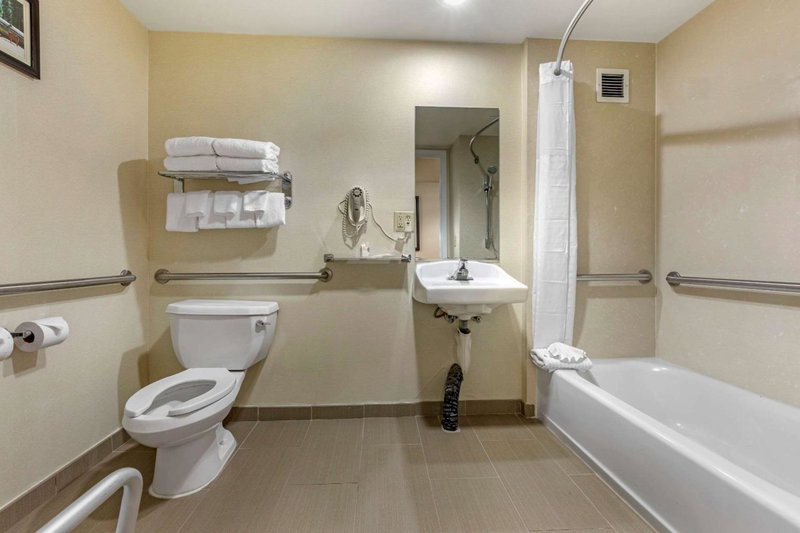 Comfort Suites Visalia - Convention Center, Visalia, Estados Unidos