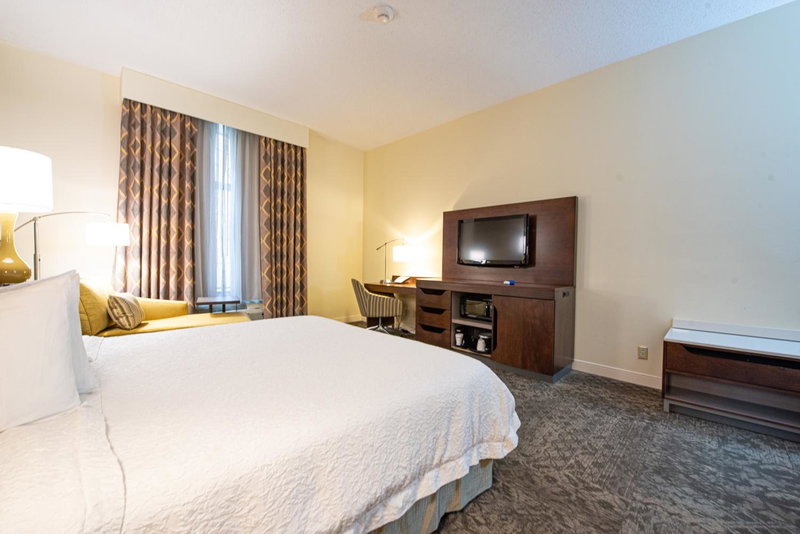 Hampton Inn & Suites By Hilton - Rockville Centre, Rockville Centre, United States