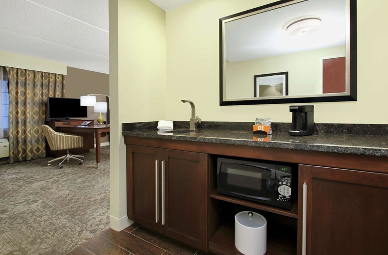 Hampton Inn & Suites By Hilton - Rockville Centre, Rockville Centre, United States