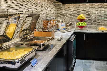 Fairfield Inn & Suites by Marriott Boston Cambridge, Cambridge, United States