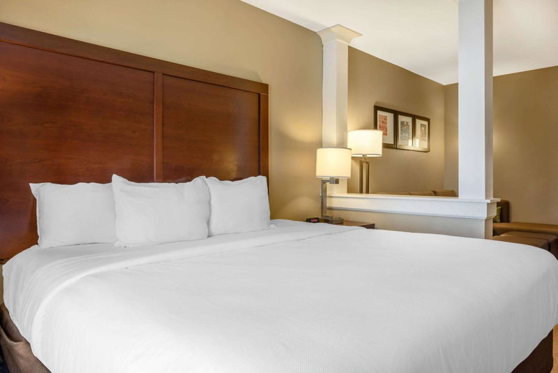 Comfort Inn & Suites At CrossPlex Village, Birmingham, United States