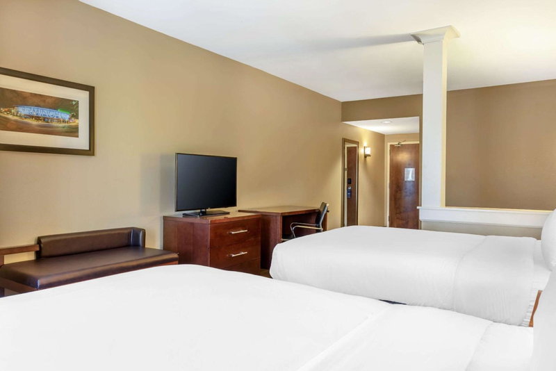 Comfort Inn & Suites At CrossPlex Village, Birmingham, United States