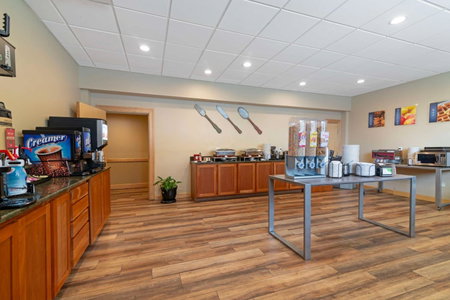 Best Western Plus Windjammer Inn & Conference Center, Burlington, Estados Unidos