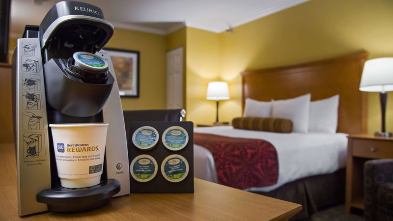 Best Western Plus Windjammer Inn & Conference Center, Burlington, Estados Unidos