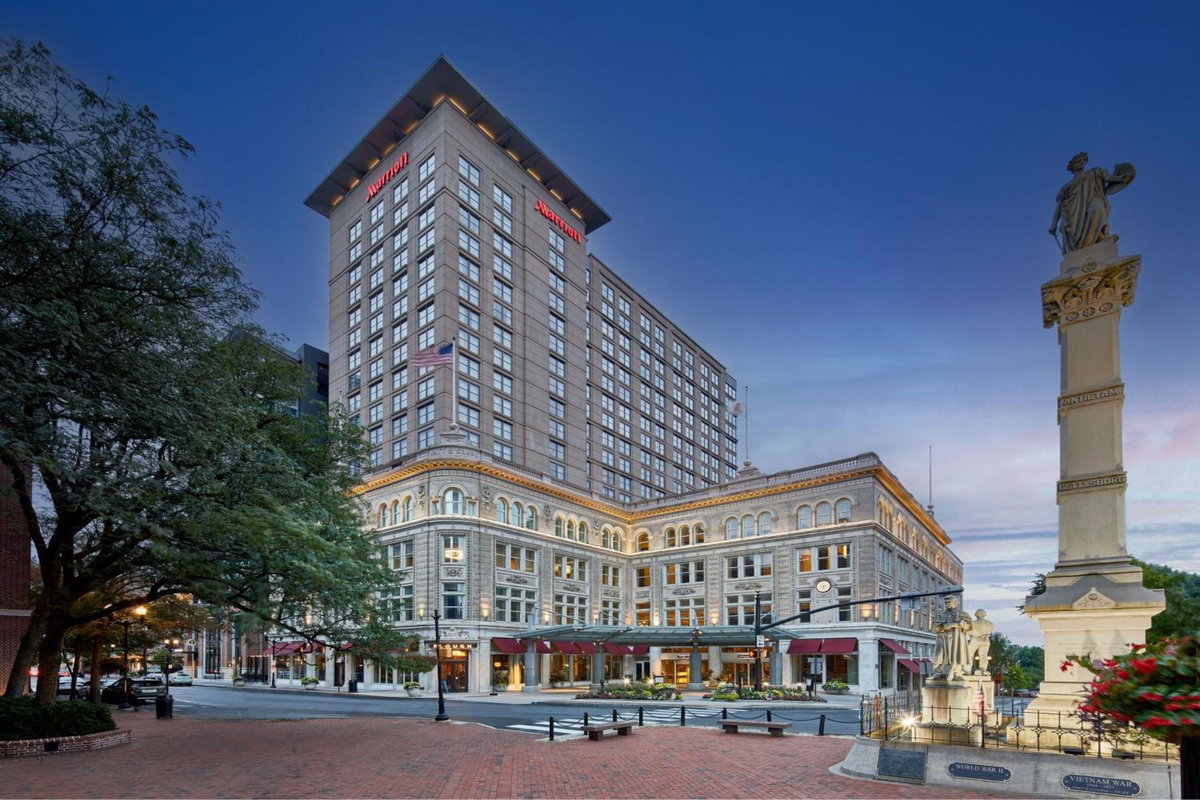 Lancaster Marriott at Penn Square, United States