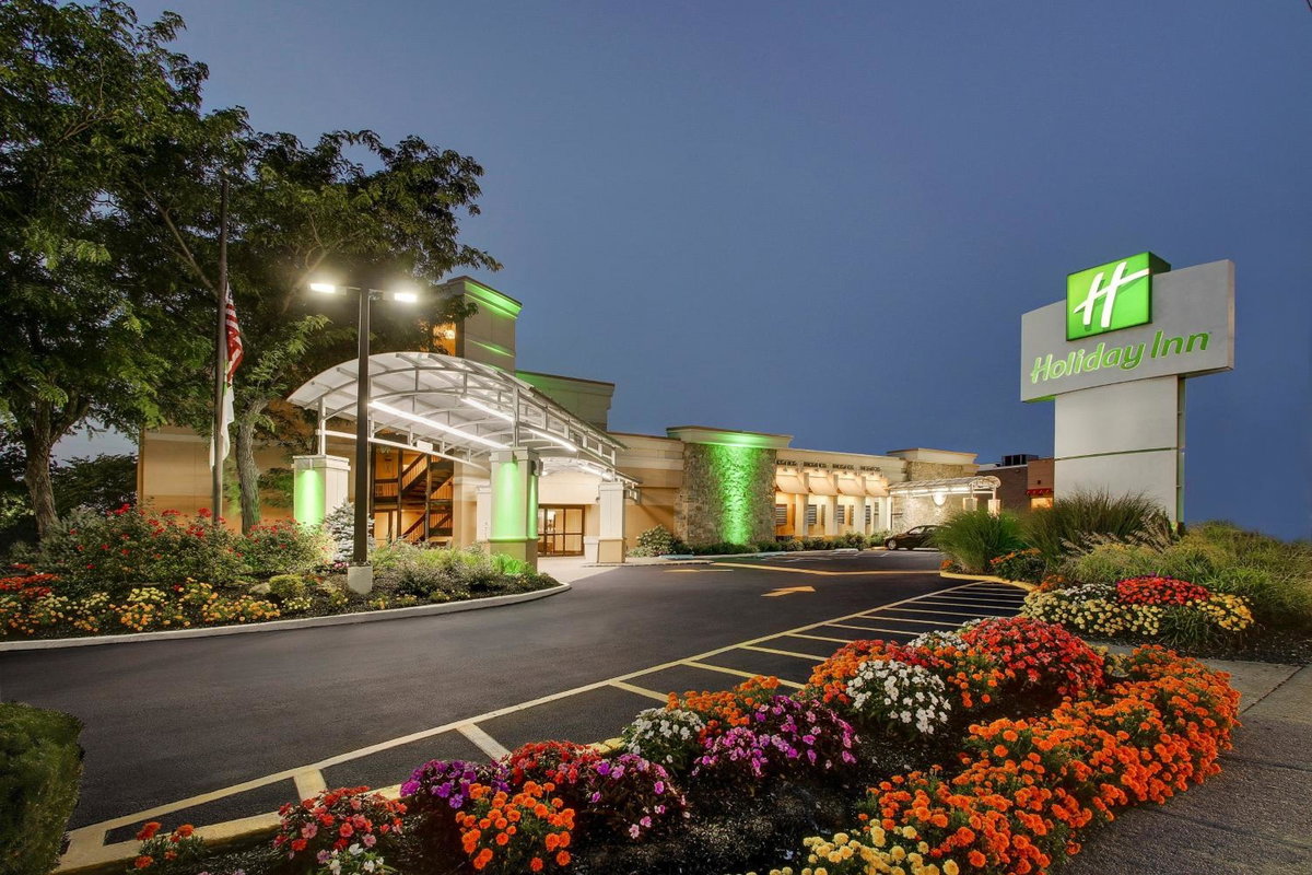 Hotel · Holiday Inn Westbury-Long Island by IHG, Carle Place
