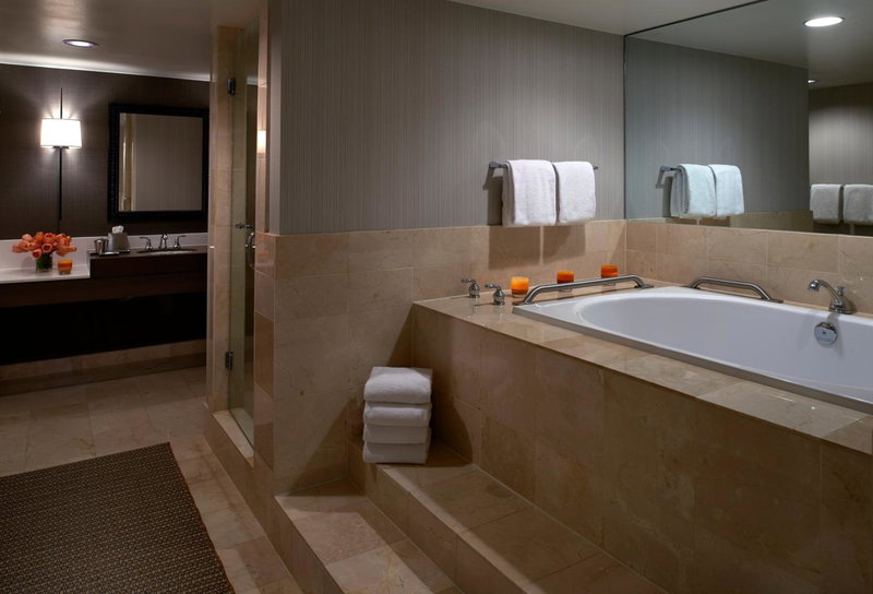 Kimpton Hotel Vintage Seattle by IHG, Seattle, United States