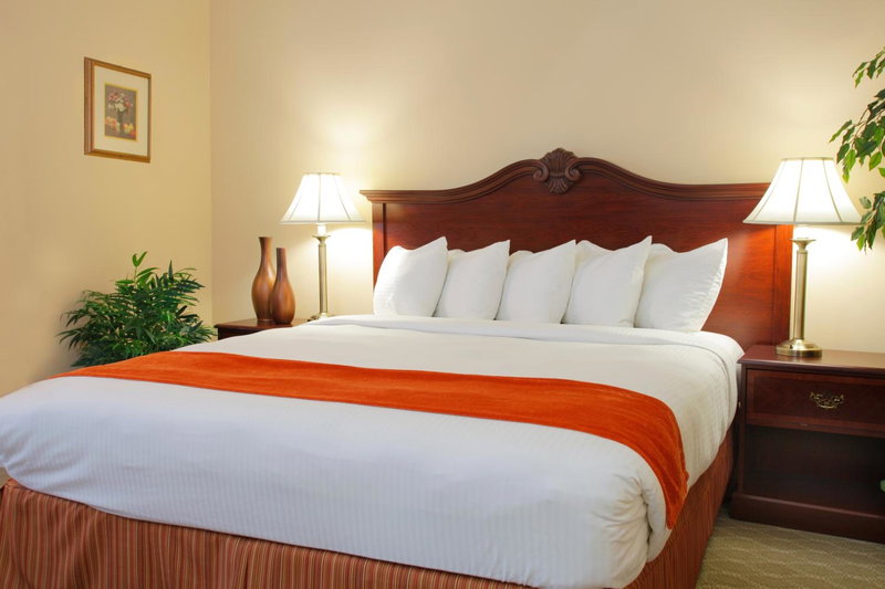 Historic Santa Maria Inn, Santa Maria, United States