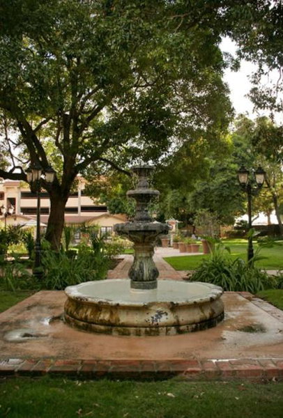 Historic Santa Maria Inn, Santa Maria, United States