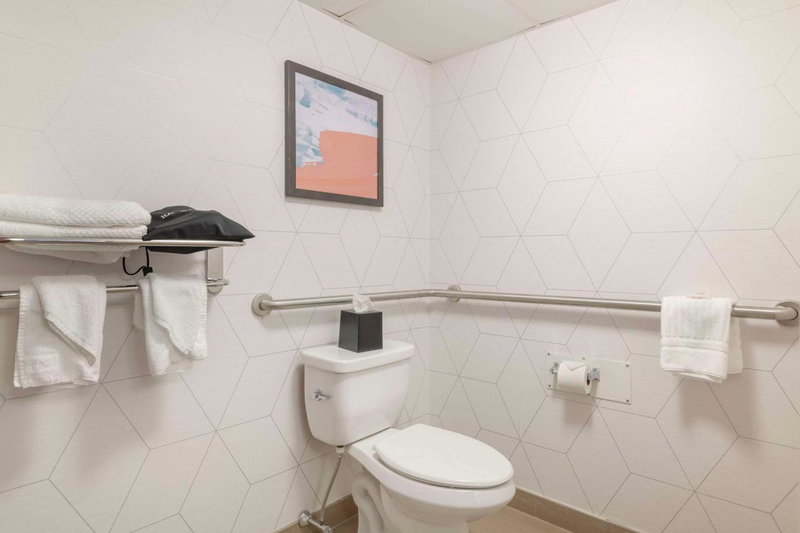 Comfort Inn South Portland Airport, South Portland, United States
