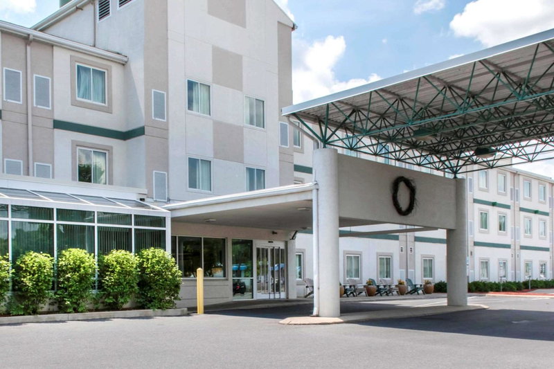 Days Inn by Wyndham Penn State, State College, United States
