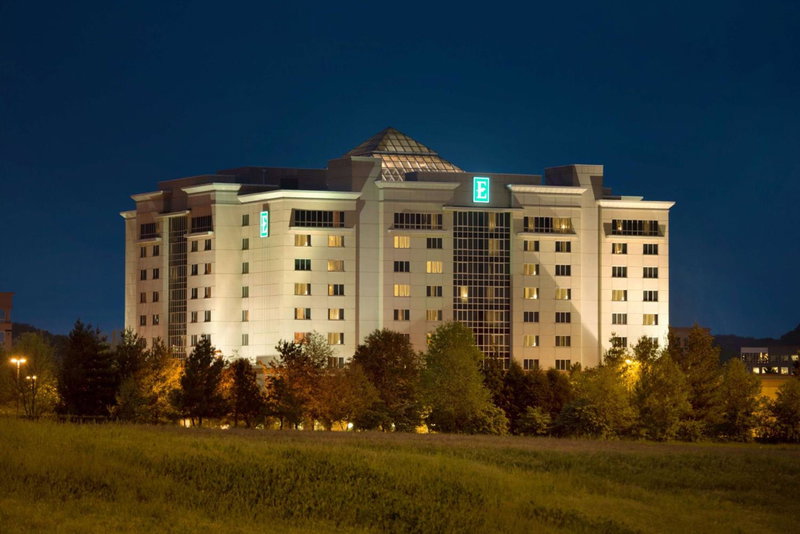Embassy Suites by Hilton Franklin Cool Spring, Franklin, United States