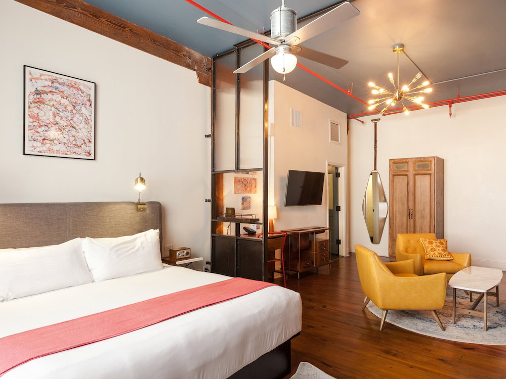 The Old No. 77 Hotel & Chandlery, United States