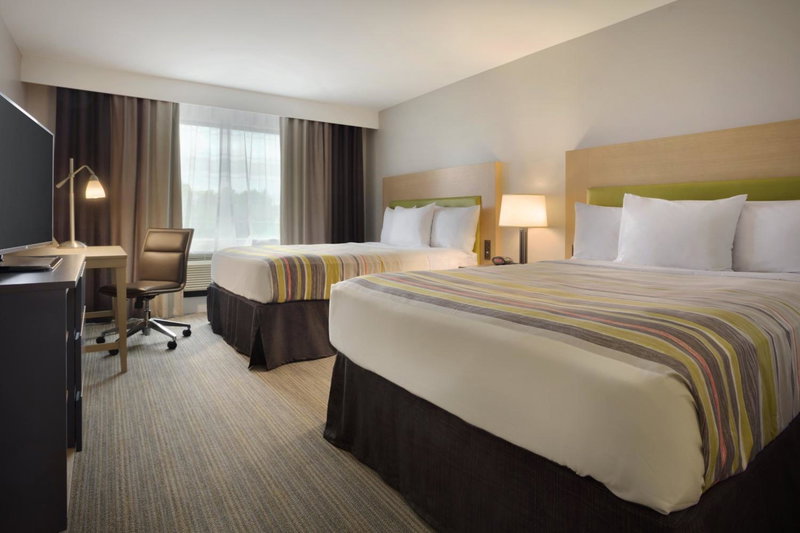 Country Inn & Suites by Radisson Asheville River Arts District, Asheville, United States