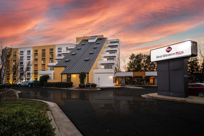 Best Western Plus Raleigh Crabtree Valley Hotel, Raleigh, Estados Unidos